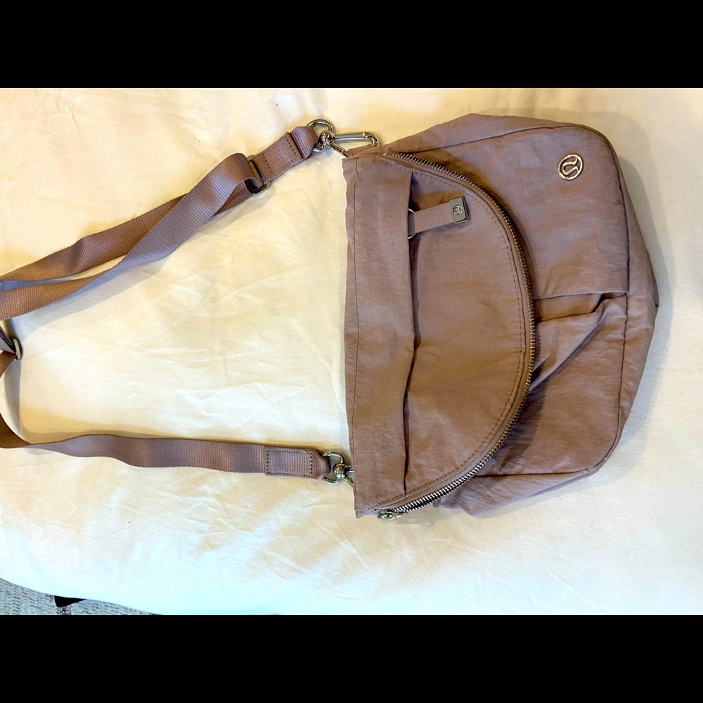 Lululemon Festival Bag